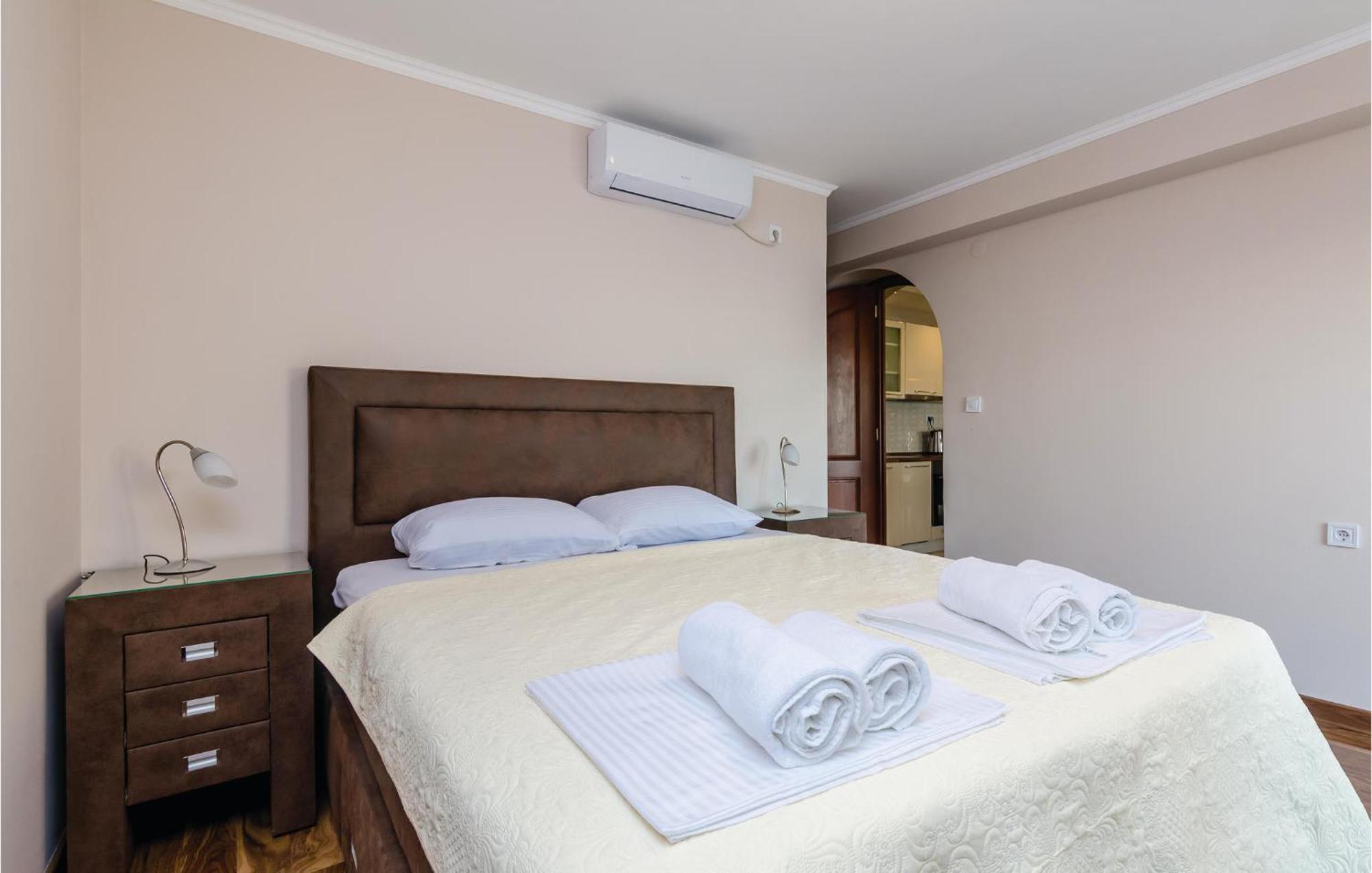 Amazing Home In Herceg Novi With House Sea View Экстерьер фото